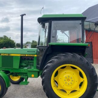 Tracteur John Deere 2040