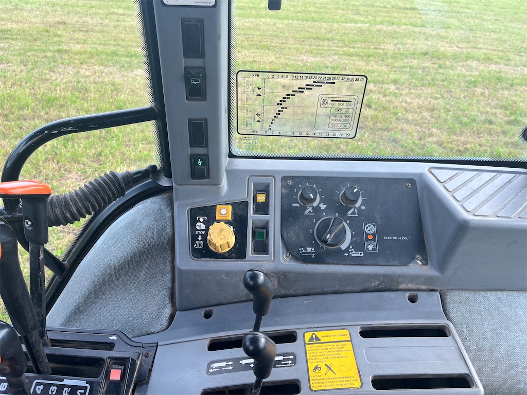 FORD 5640 4WD SLE – Image 13