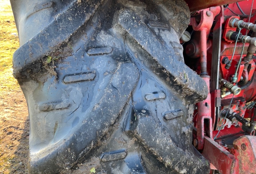 Case IH International 956 XL – Image 13