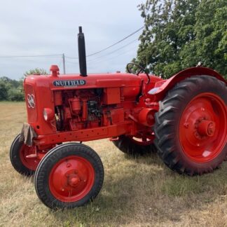 Tracteur vétéran Nuffield DM4