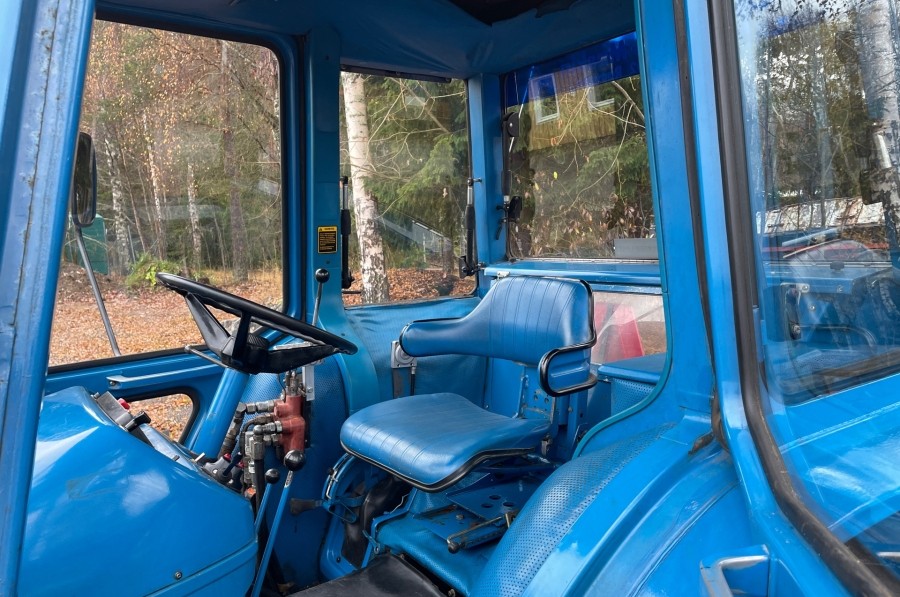 Ford 3600 avec chargeur – Image 39