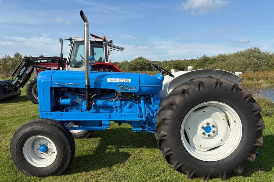 Fordson Super Major Super Six – Image 6
