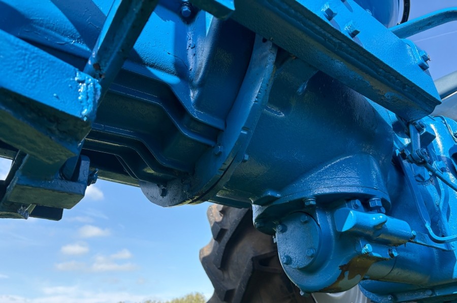 Fordson Super Major Super Six – Image 39