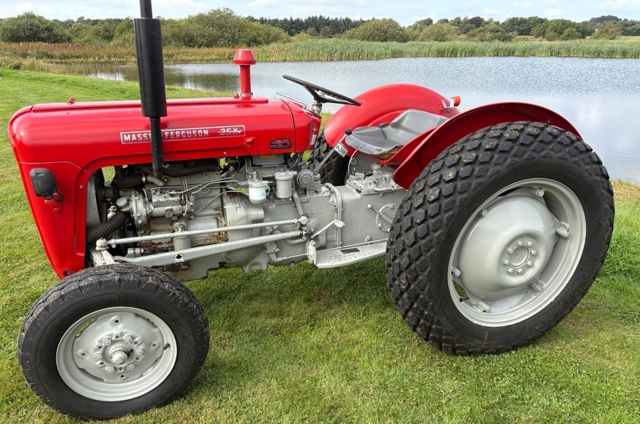 Tracteur Massey Ferguson 35X – Image 15