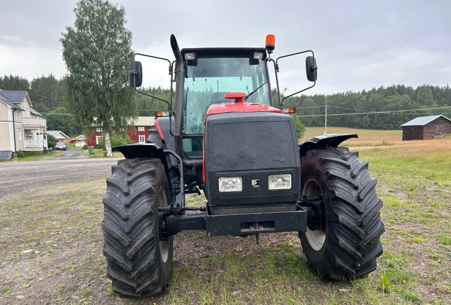 Valtra 8450 – Image 8