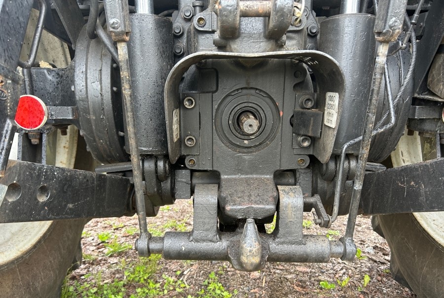 Valtra 8450 – Image 28