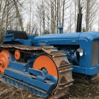 Fordson Major Country Crawling