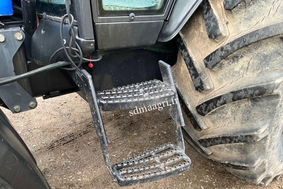 Valtra 8550 – Image 11