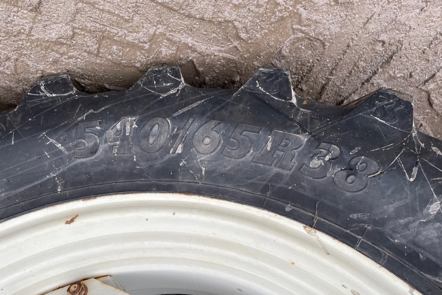 Ford 7810 – Image 39