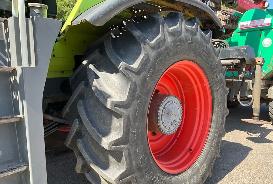 Claas Xerion 3300 Trac VC – Image 21