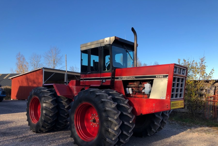 International IH 4386 – Image 2