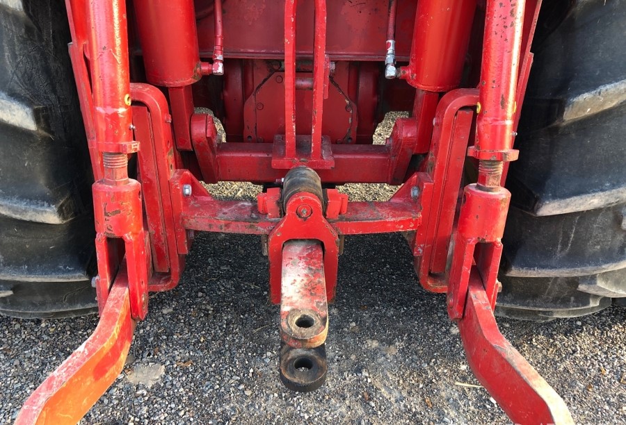 International IH 4386 – Image 21