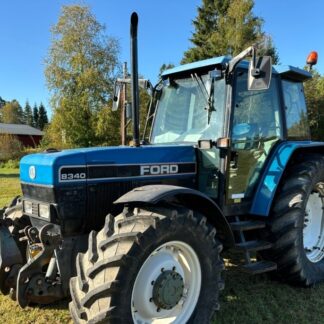 Tracteur Ford 8340