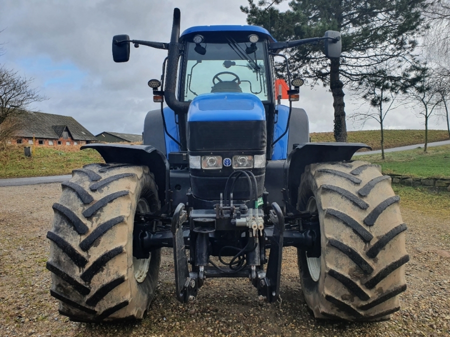 New Holland TM 190 – Image 3