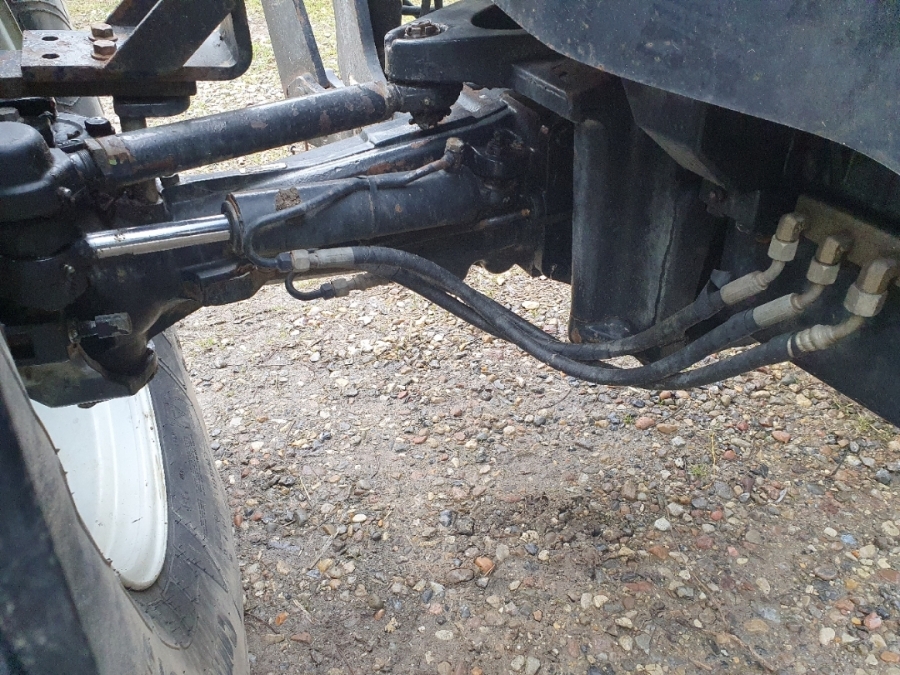 New Holland TM 190 – Image 19