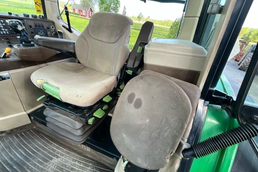 John Deere 6910S – Image 53