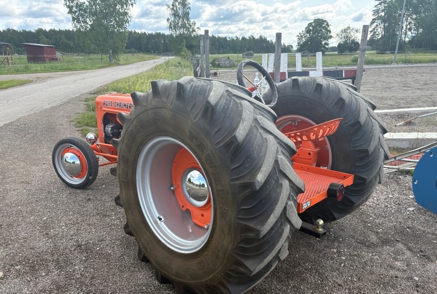 Allis-Chalmers B – Image 2