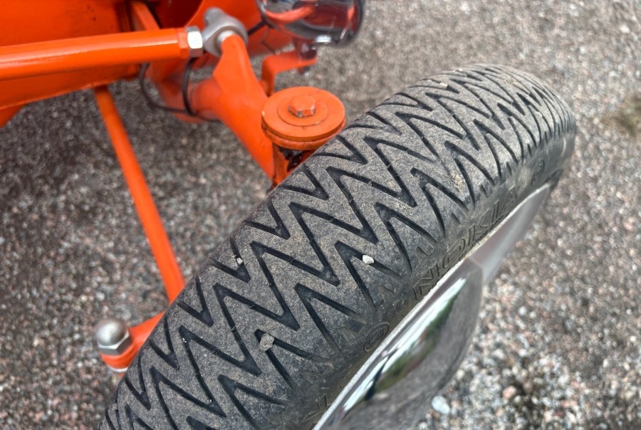 Allis-Chalmers B – Image 36