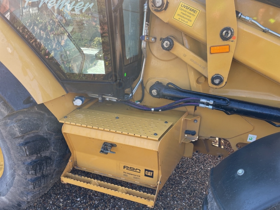 Caterpillar 442E – Image 24