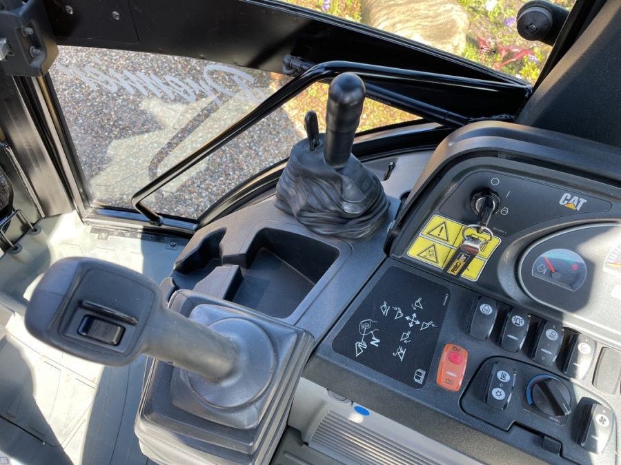 Caterpillar 442E – Image 34