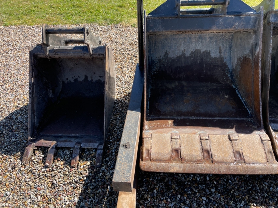 Caterpillar 442E – Image 45
